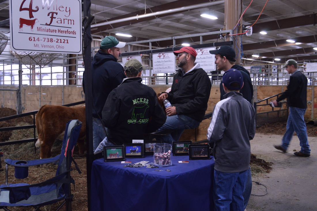 Visiting at the Ohio Beef Expo